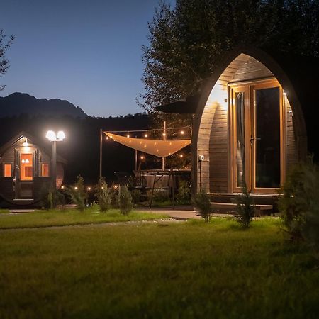 Glamp In Style Pods Resort Törcsvár Kültér fotó