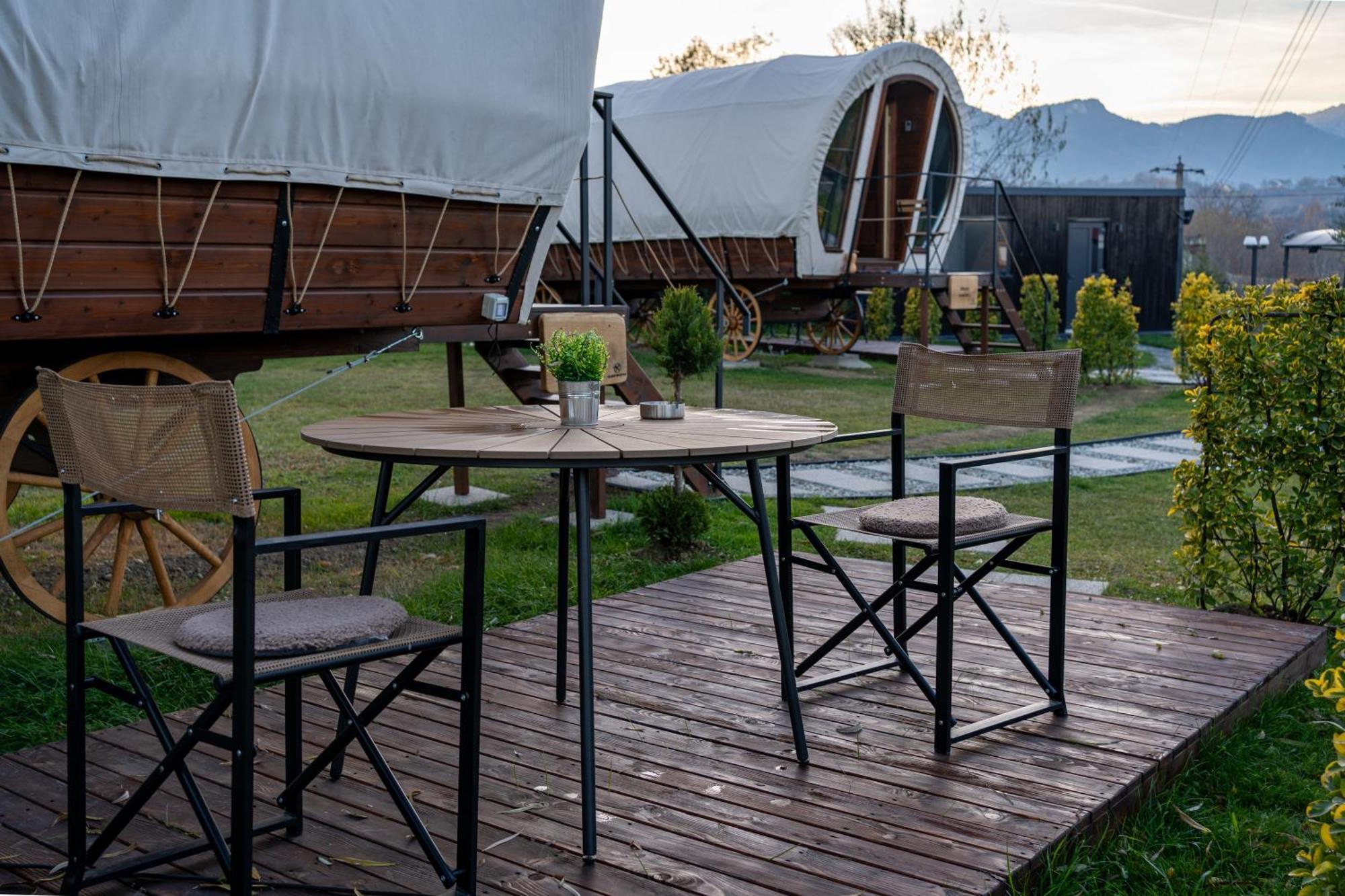 Glamp In Style Pods Resort Törcsvár Kültér fotó