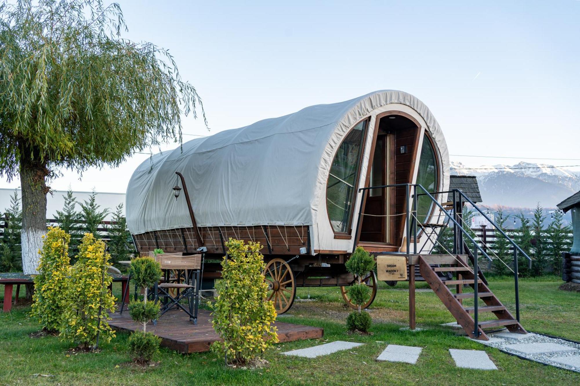 Glamp In Style Pods Resort Törcsvár Kültér fotó