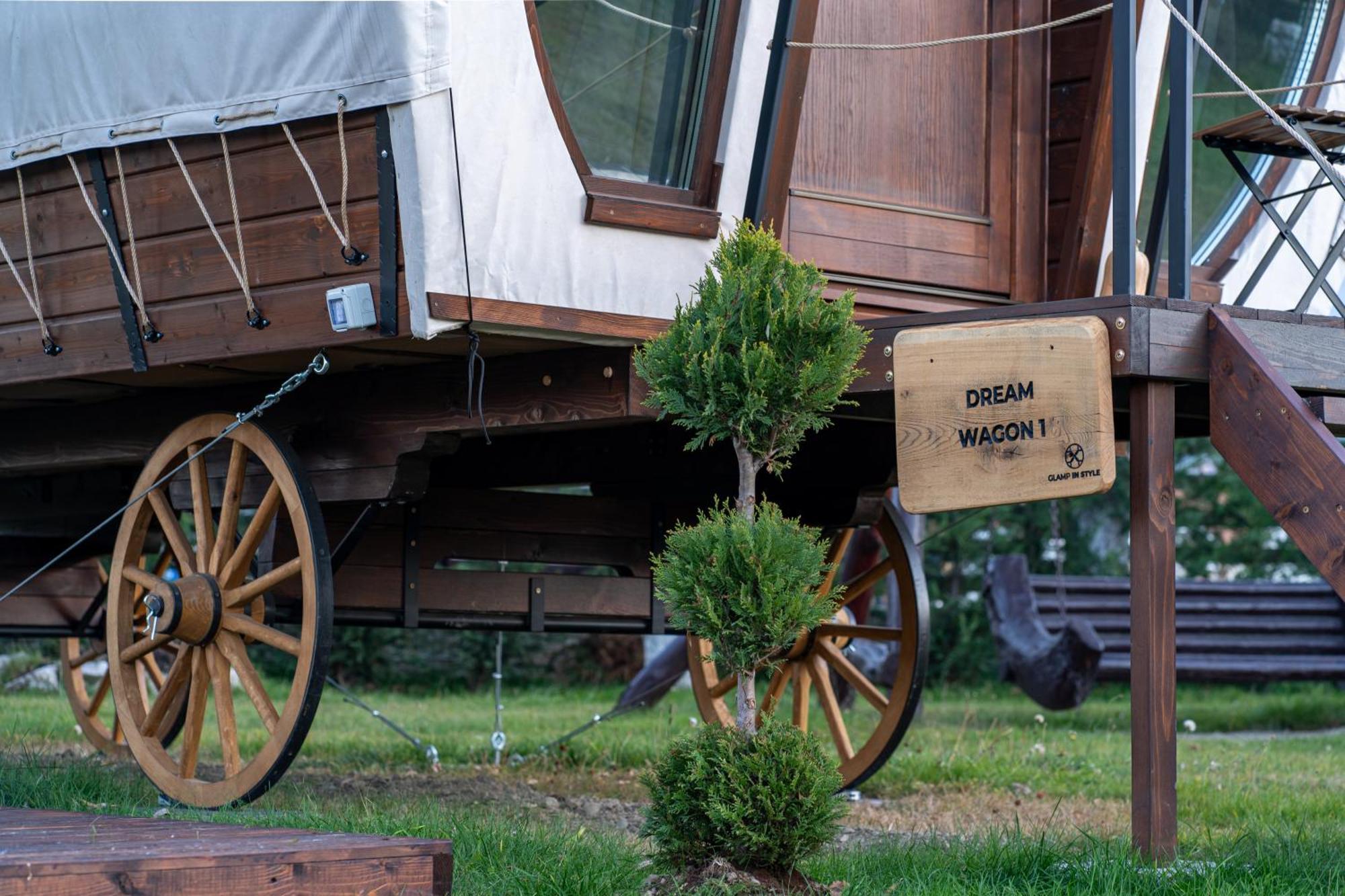 Glamp In Style Pods Resort Törcsvár Kültér fotó