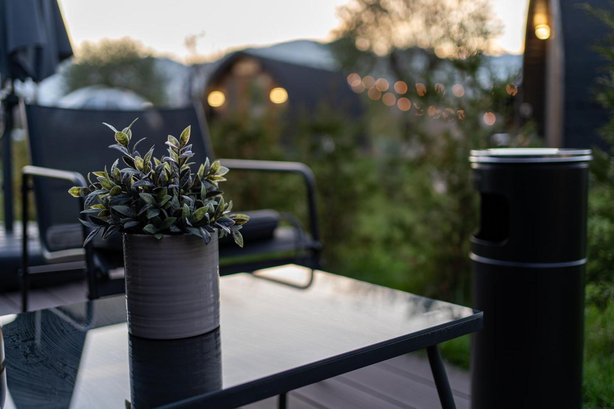 Glamp In Style Pods Resort Törcsvár Kültér fotó