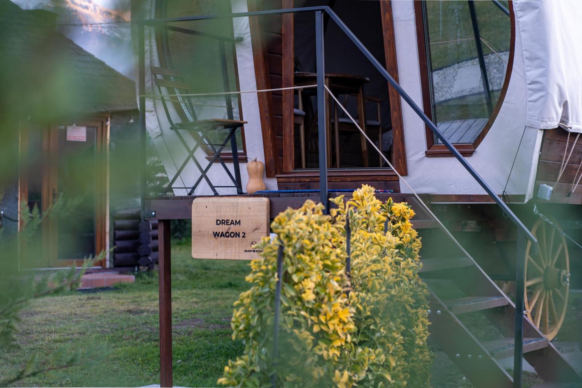 Glamp In Style Pods Resort Törcsvár Kültér fotó